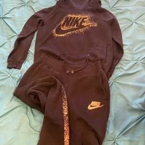 Nike black and gold sweatsuit womens